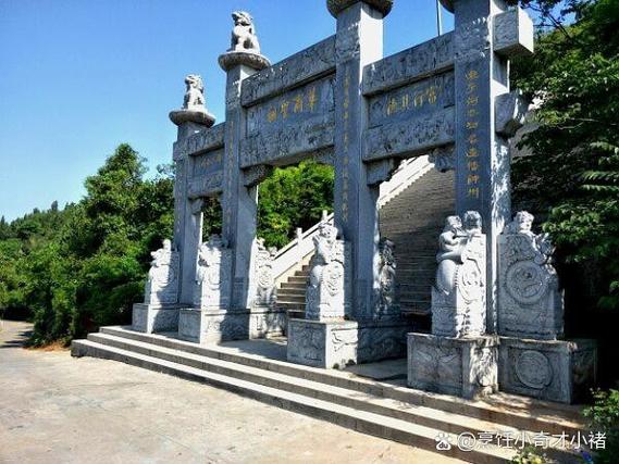 8 景区营业时间:全天00:00